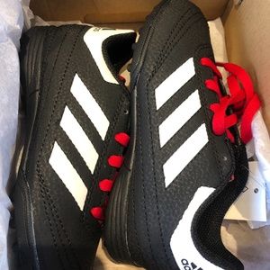 Children’s Adidas Soccer  Cleets NEW IN BOX Sz 11K